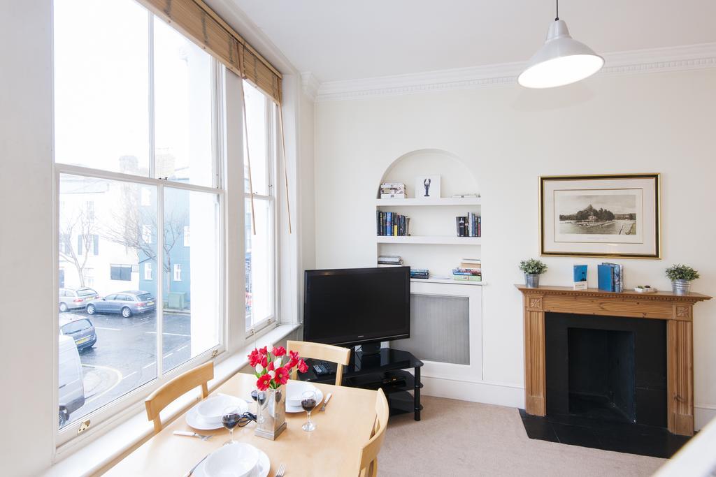 Апартаменти The Stratford Road Pied-A-Terre Лондон Екстер'єр фото